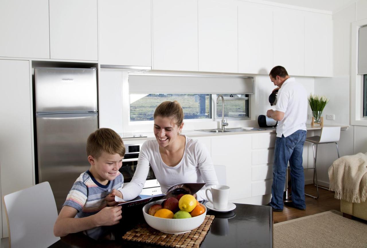 Savannah Cabins, Taronga Western Plains Zoo ดับโบ ภายนอก รูปภาพ